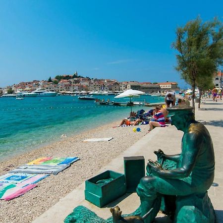Apartments Mare Primošten Eksteriør billede