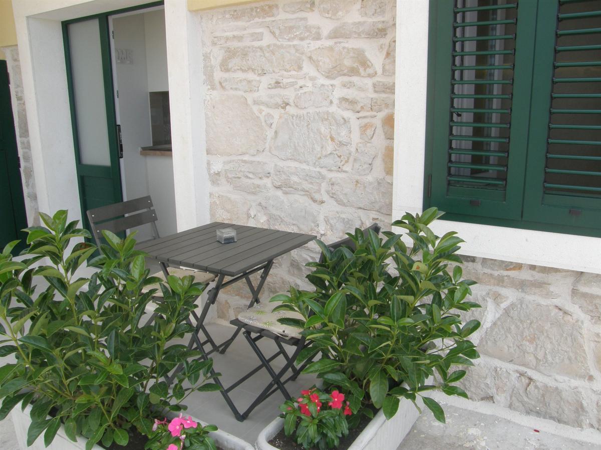 Apartments Mare Primošten Eksteriør billede