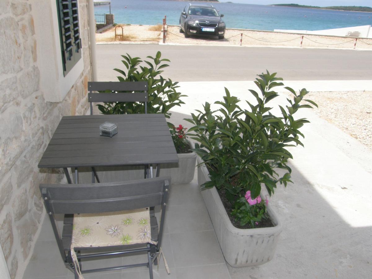 Apartments Mare Primošten Eksteriør billede